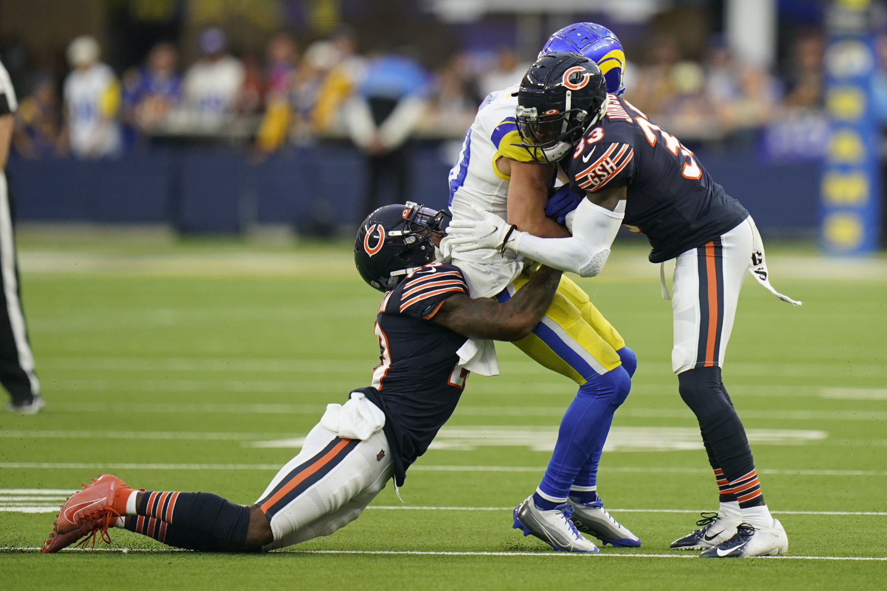 Bears Rams Football